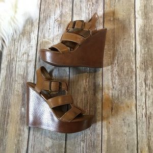 Steve Madden ‘Wanting’ Wedges